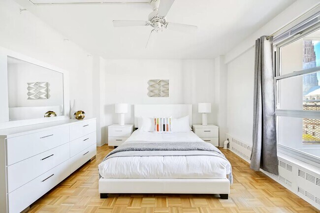 Foto del edificio - 549 W 123rd St