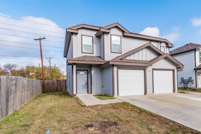 Foto del edificio - 6233 Eddie Way