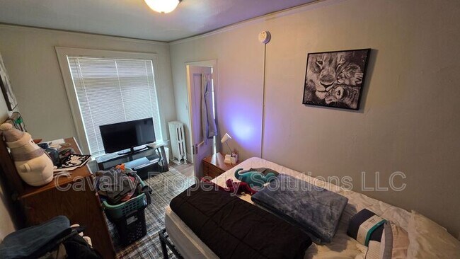 Building Photo - 1229 Commonwealth Ave