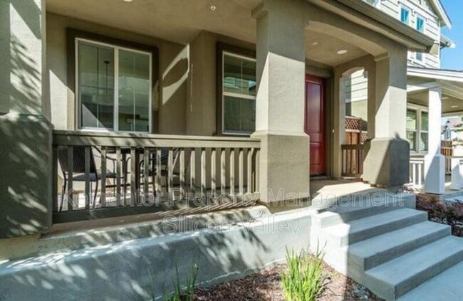 Building Photo - 1020 Skybo Ct
