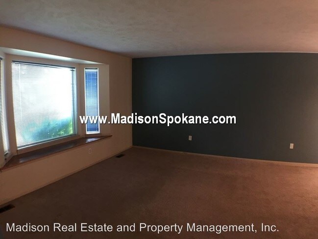 Foto del edificio - 3522-3528 S Mt Vernon St