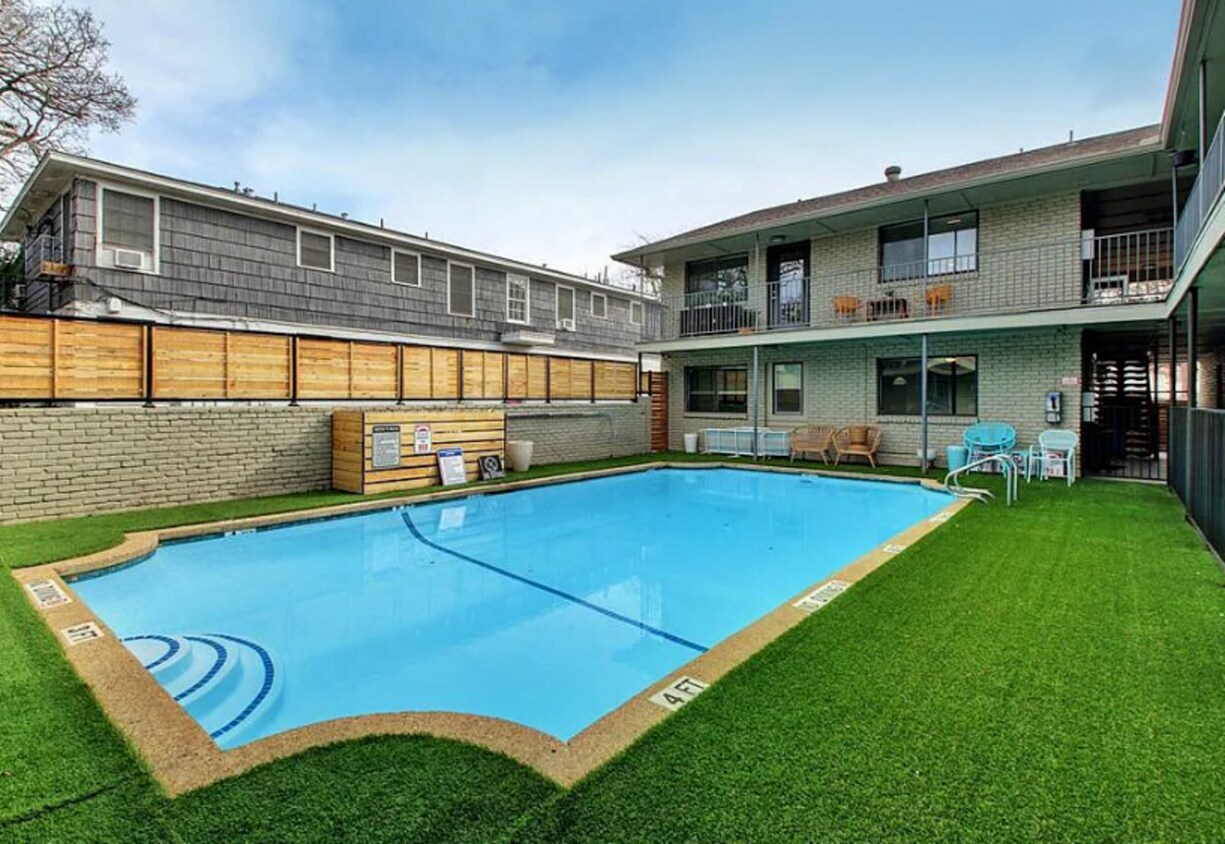 Foto principal - 1307 Norwalk Ln