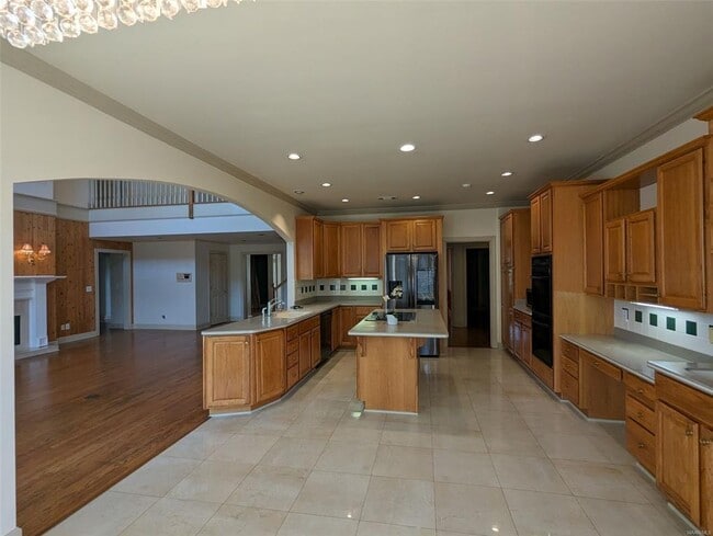 Building Photo - 8457 Chadburn Crossing