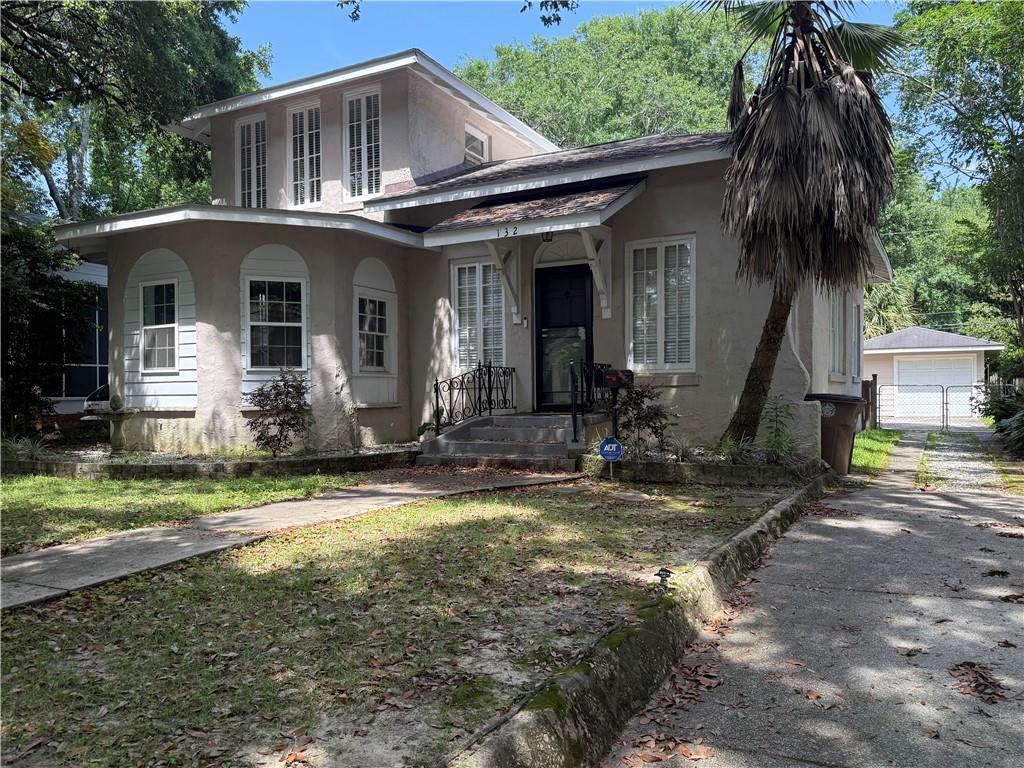 Primary Photo - 132 Florence Pl