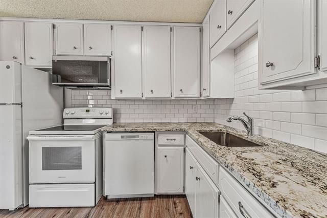 Foto del edificio - 1361 W Mc Neill