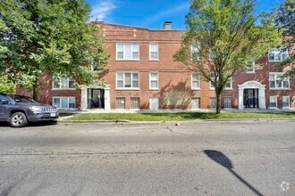 Building Photo - 3922 W Altgeld St
