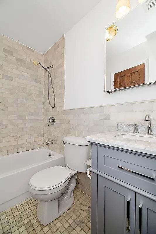 Foto del edificio - 130 Allen St