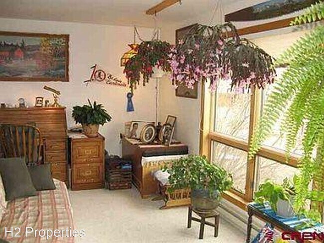 Building Photo - 3 br, 1.5 bath House - 127 Evelyn Lane