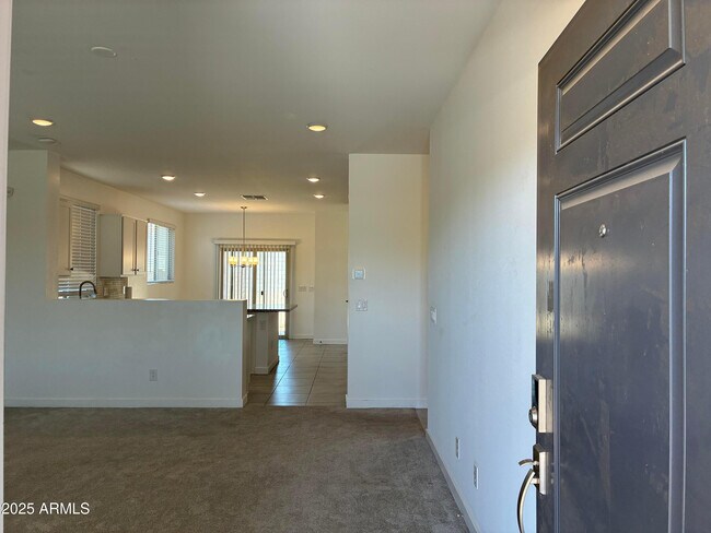 Foto del edificio - 16878 W Diana Ave