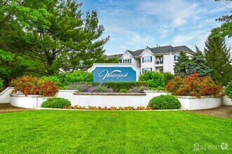 Building Photo - 1331 Waterford Dr