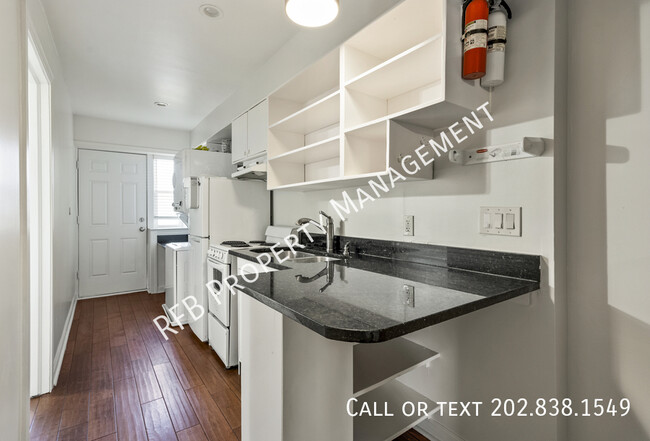 Building Photo - Modern 1-Bedroom Apartment for Rent in NE ...