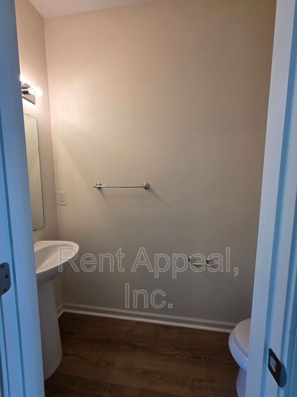 Foto del edificio - 1490 Avalon Creek Rd