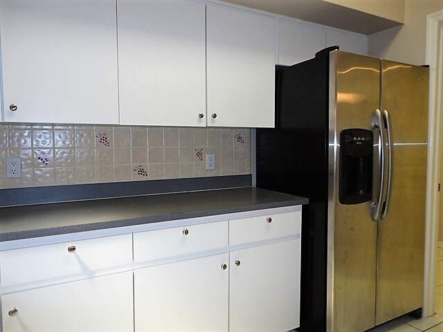 Foto del edificio - 1427 Kinsmere Dr