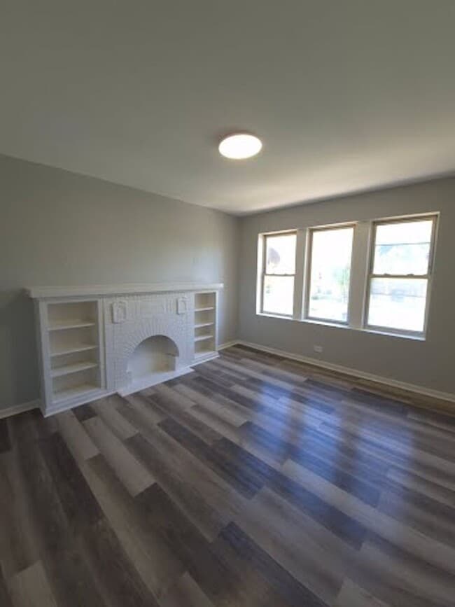 Foto del edificio - Two Bedroom Unit
