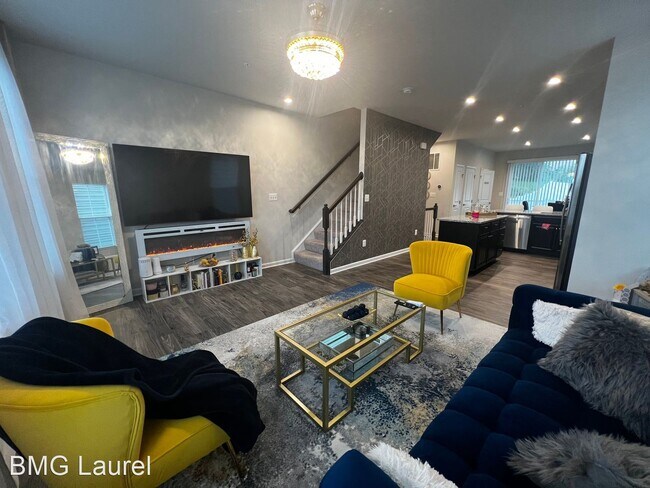 Building Photo - 3 br, 3.5 bath House - 7048 Cedar Ave