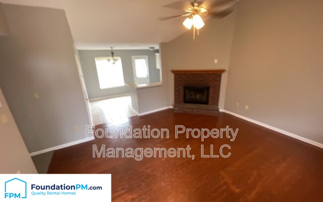Building Photo - 5632 Dedo Cir