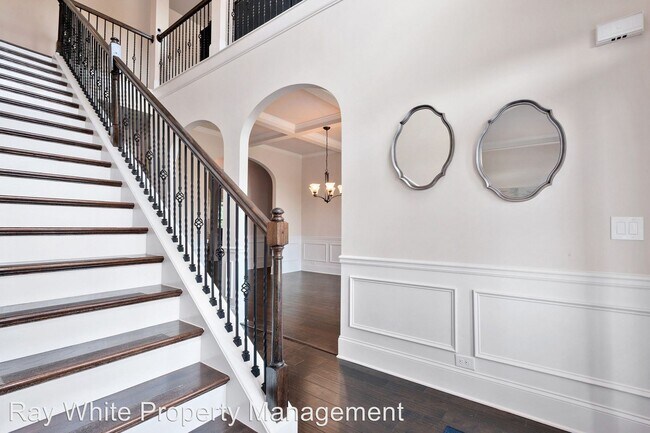 Foto del edificio - 5 br, 4 bath House - 3354 Ridge Manor Way