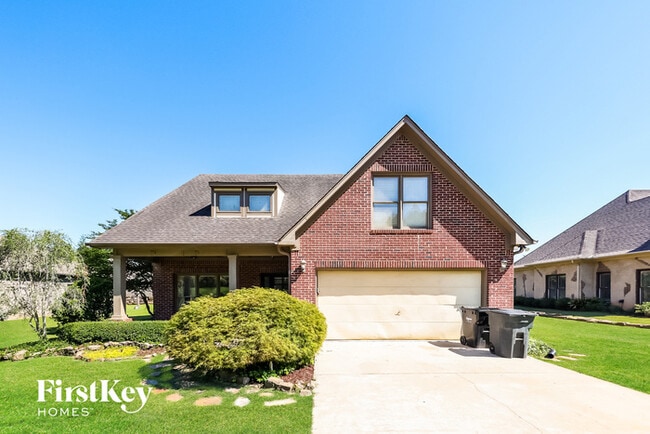 Building Photo - 5863 High Forest Dr