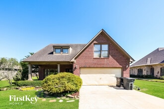 Building Photo - 5863 High Forest Dr