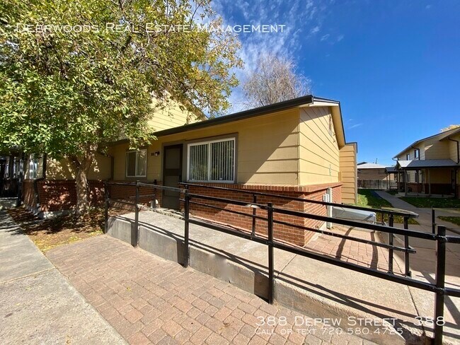 Foto del edificio - 388 Depew St