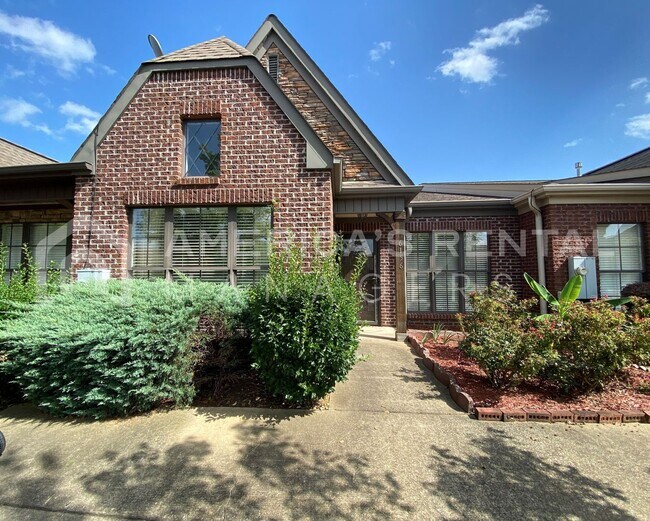 Building Photo - Home for rent in McCalla! Available to Vie...