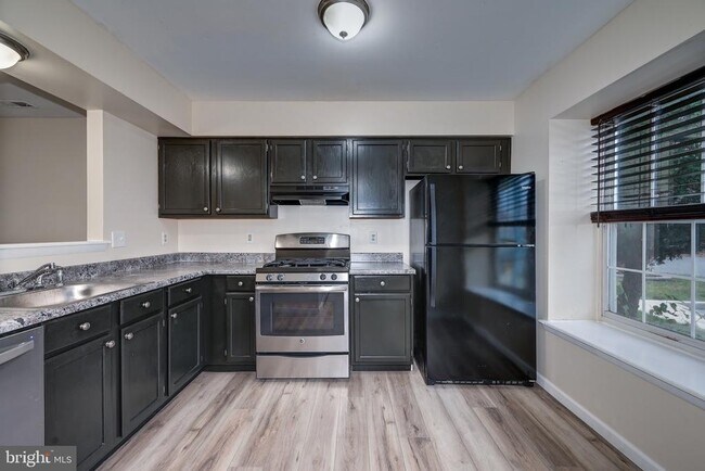 Foto del edificio - 5 Ford Ln