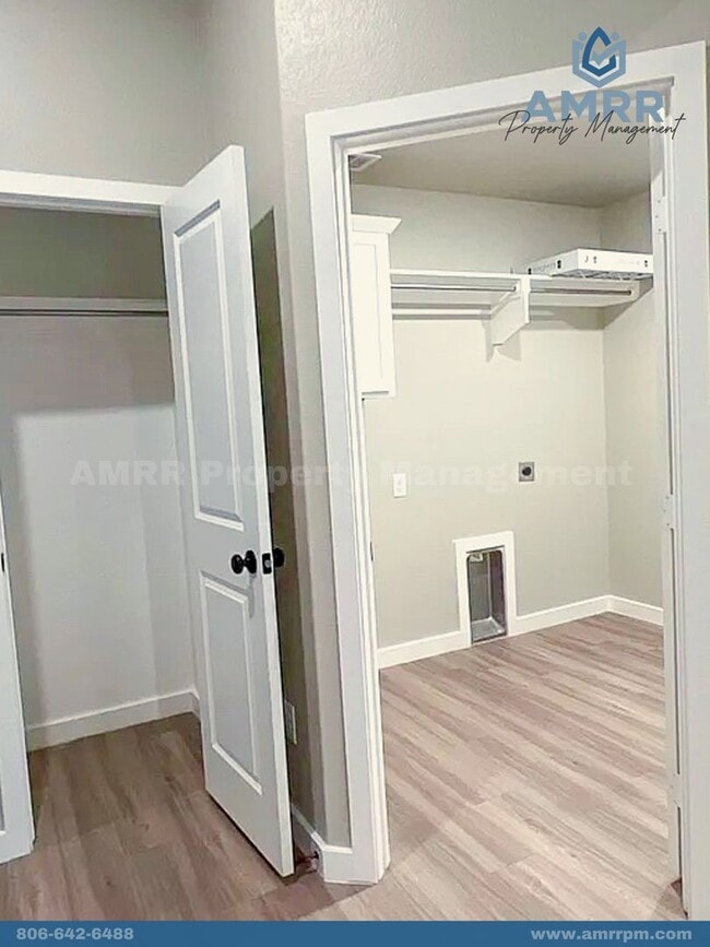 Foto del edificio - 7318 E County Rd 99