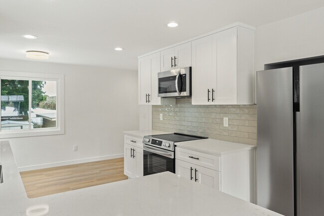 Foto del edificio - 326 NE 125th St