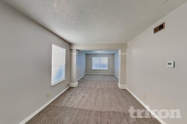 Foto del edificio - 1809 Woodstream Ct