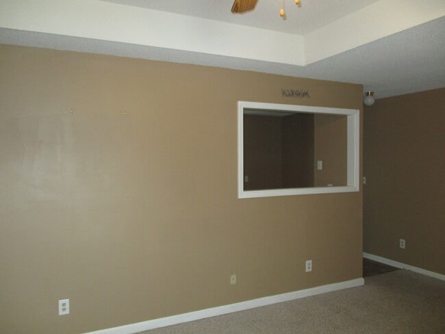 Building Photo - 3 Bedroom Home For Rent in the Deertrail Subdivision!