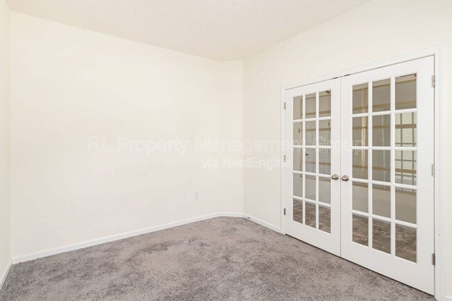 Building Photo - 3306 Lauren Fields Dr S