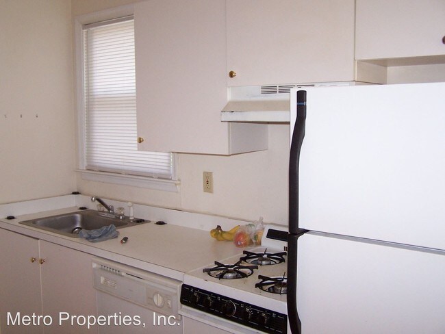 Foto del edificio - 3008 Ellwood Ave