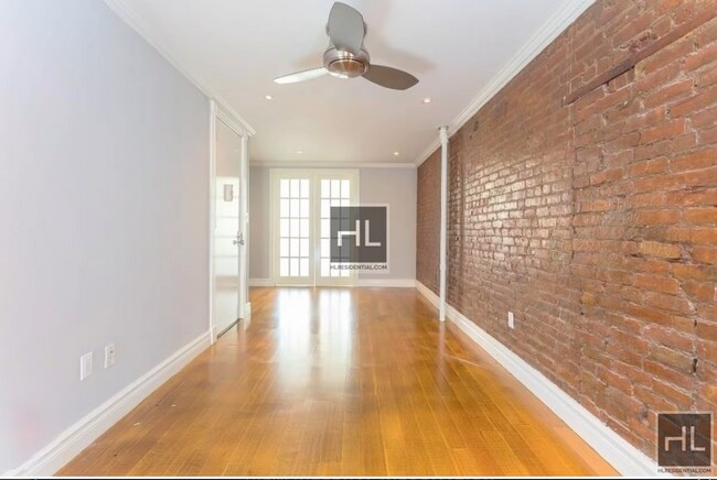 Foto del edificio - E 7TH ST.