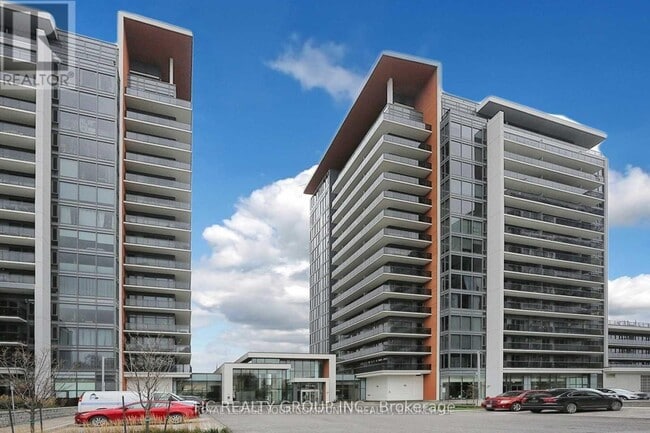 Building Photo - 9608-9608 Yonge St
