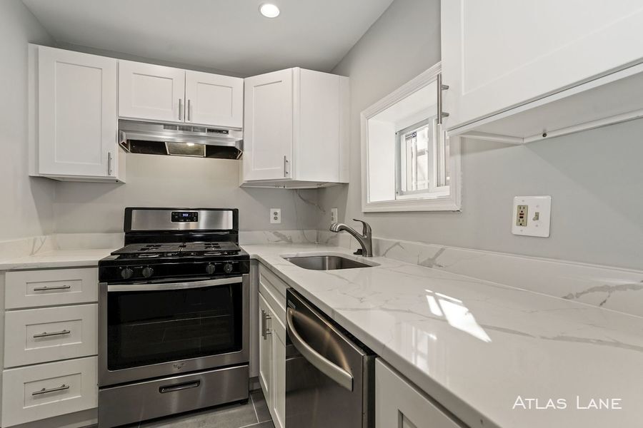 Primary Photo - 1660 Kalorama Rd NW