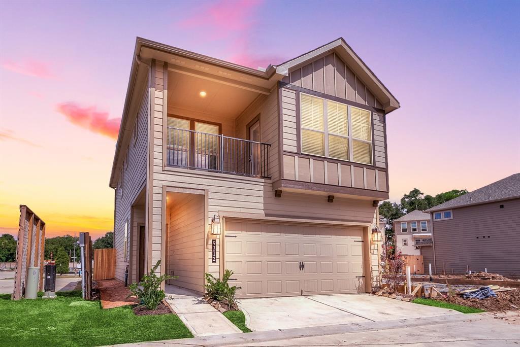 Foto principal - 9312 Bauer Vista Dr