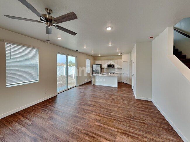 Building Photo - 8974 S John Annie Ln