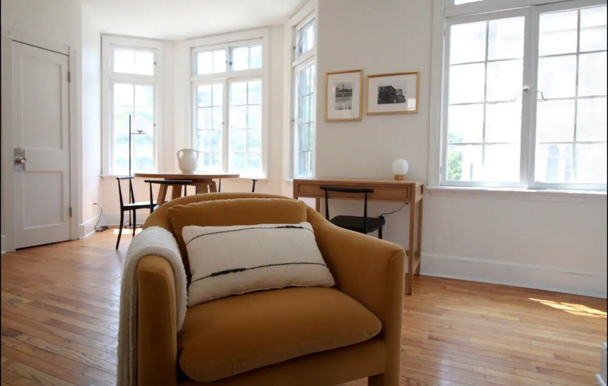 Foto principal - 253 S 20th St