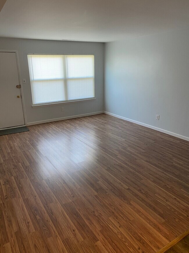 Foto del edificio - 705 Winding Way