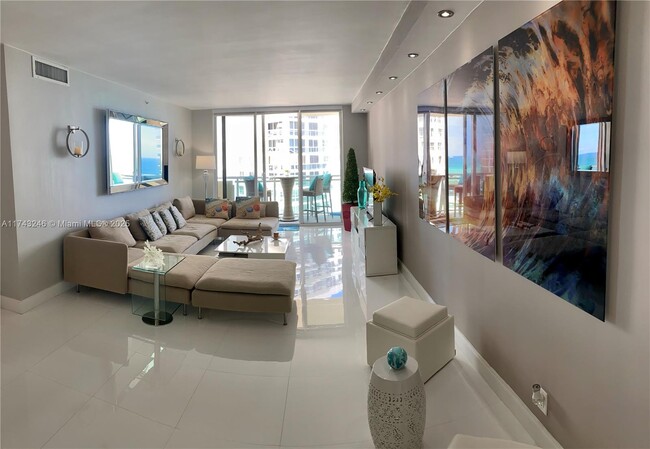 Foto del edificio - 3001 S Ocean Dr