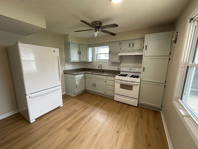 Foto del edificio - 1772 Hanover St