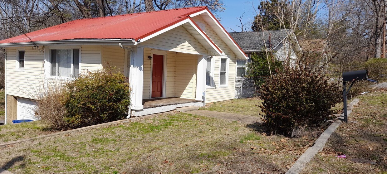 2 Bedroom 1 bath bungalow in Red Bank TN - 2 Bedroom 1 bath bungalow in Red Bank TN