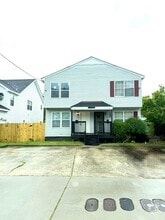 Building Photo - 315-317 Roselynn Ln