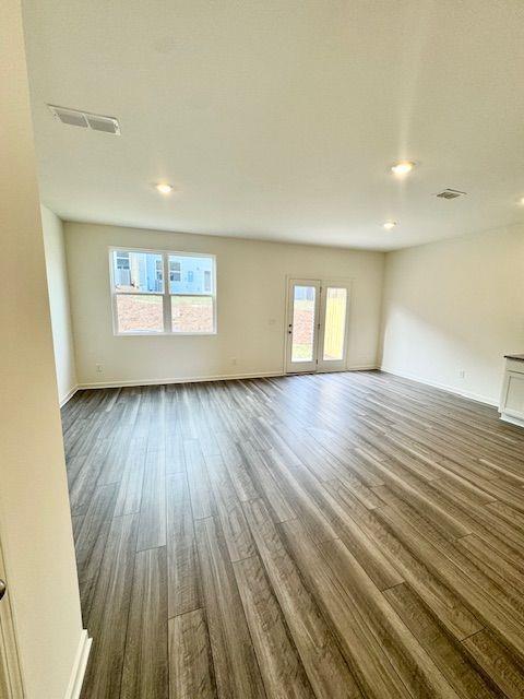 Foto del edificio - 502 Robson Dr