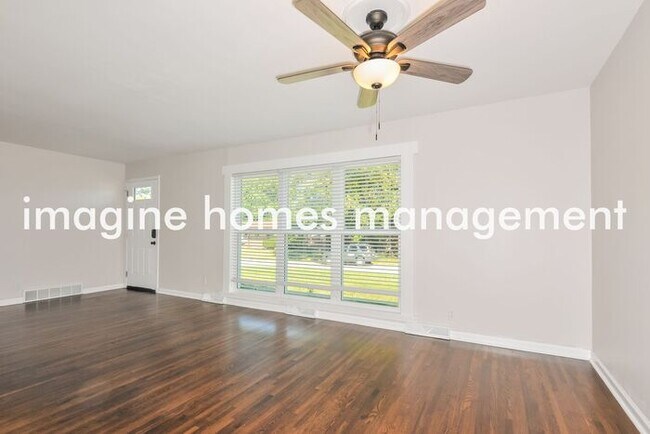 Foto del edificio - Stunning 3 Bedroom Ranch in Ladue Schools