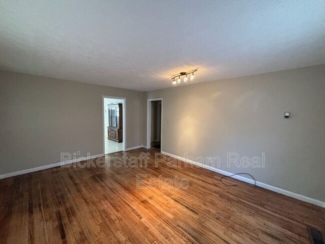 Foto del edificio - 2211 First Avenue