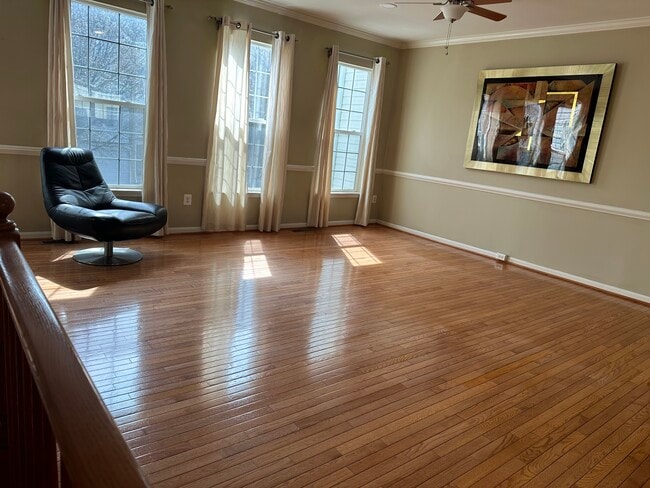 Great Room - 43690 Phelps Ter
