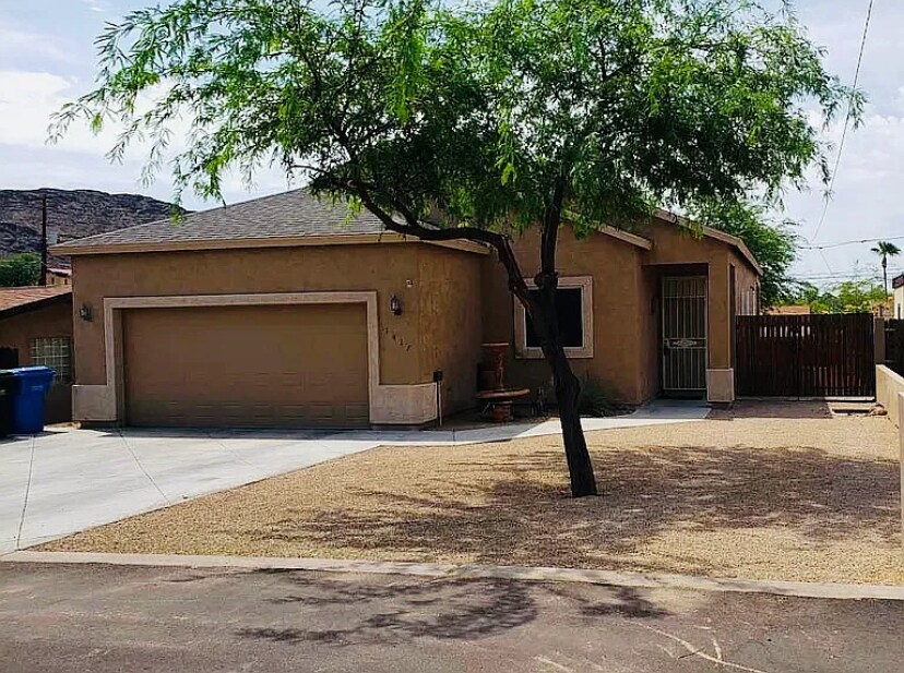 Primary Photo - 1417 E Lupine Ave