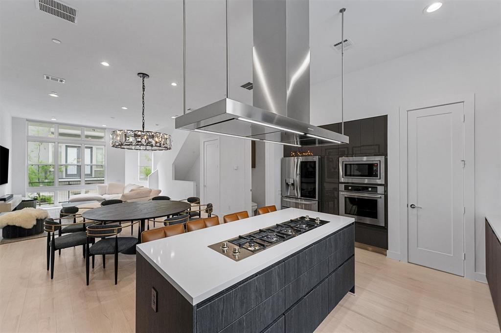 Foto principal - 5854 E Post Oak Ln