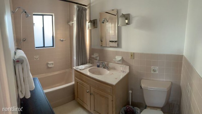 Foto del edificio - 1 br, 1 bath Apartment - 6904 Vantage Dr